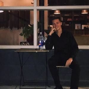 Meet your Posher, Bailey